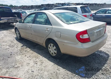 2004 Toyota Camry Le z USA, uszkodzony, nr VIN 4T1BE32K34U848149